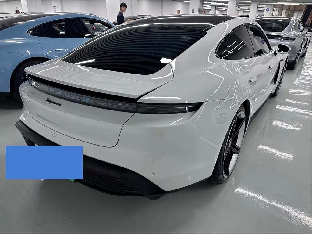 Porsche Taycan — миниатюра 20