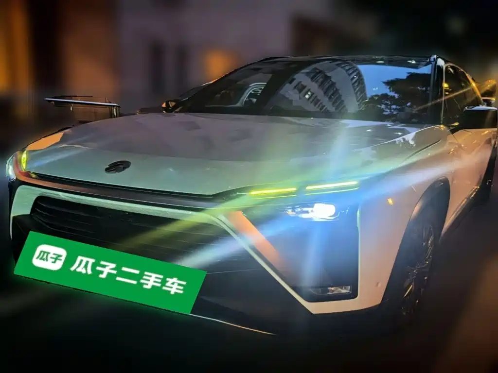 NIO ES8 — миниатюра 2