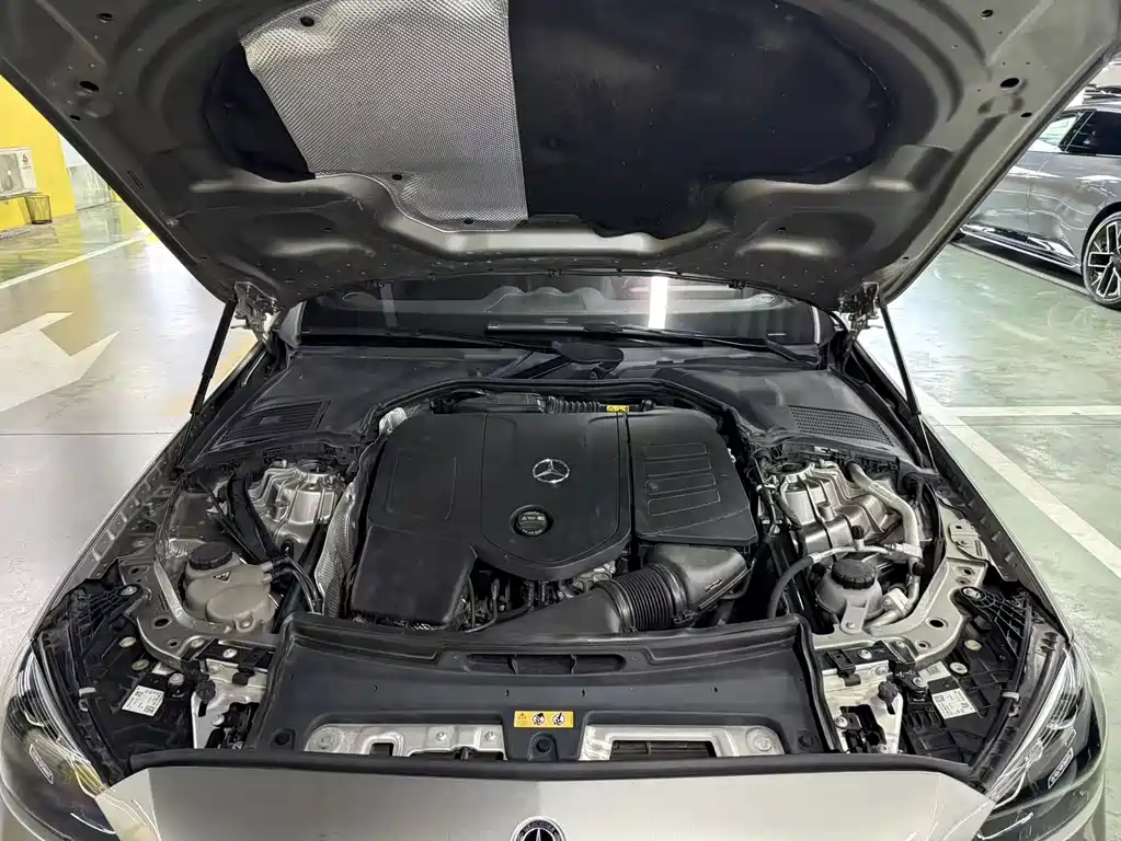 Mercedes-Benz C-Class — миниатюра 9