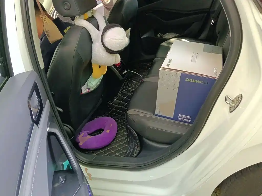 Volkswagen Sagitar — миниатюра 15
