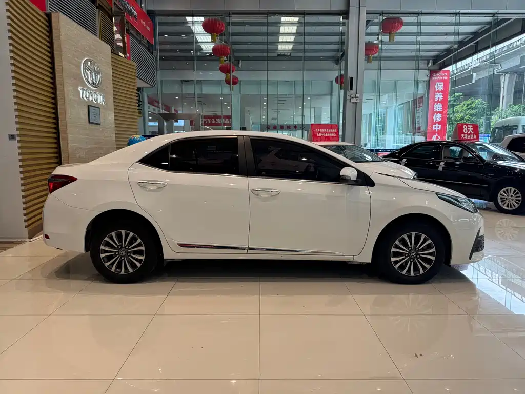 Toyota Corolla — миниатюра 5