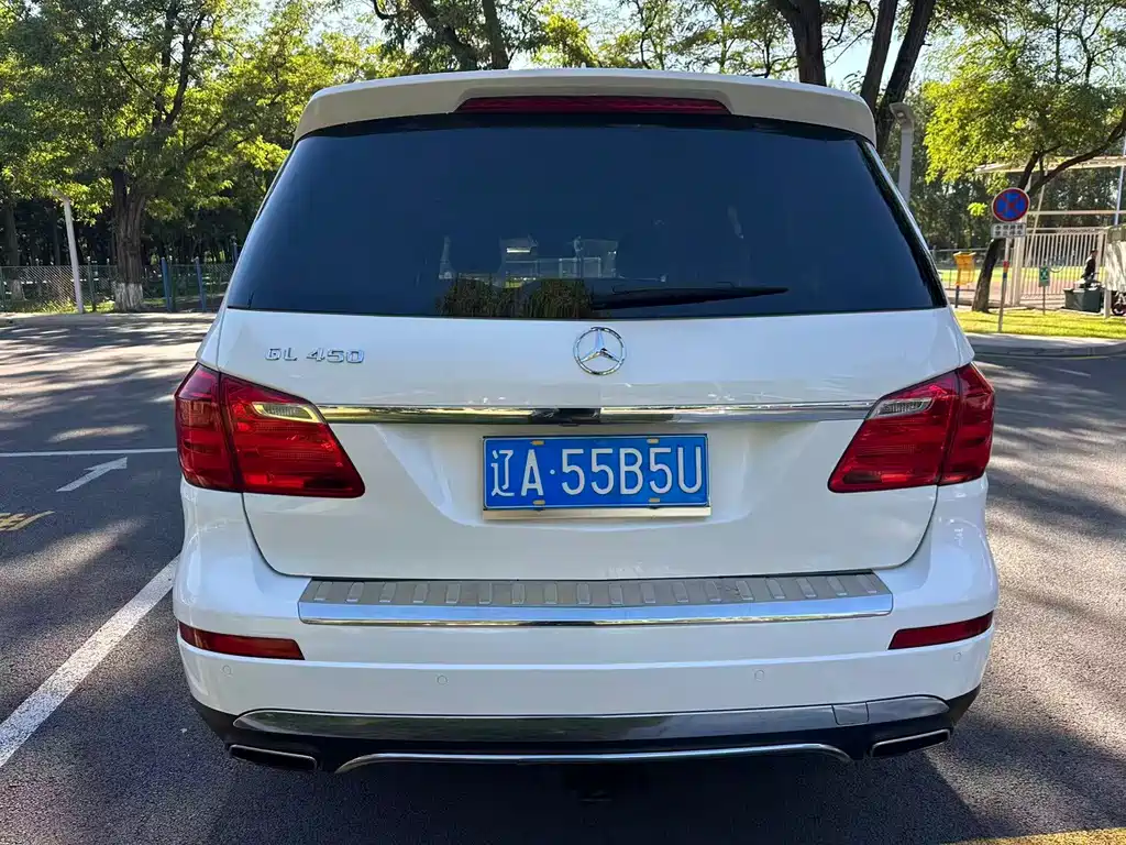 Mercedes-Benz GL-Class — миниатюра 7