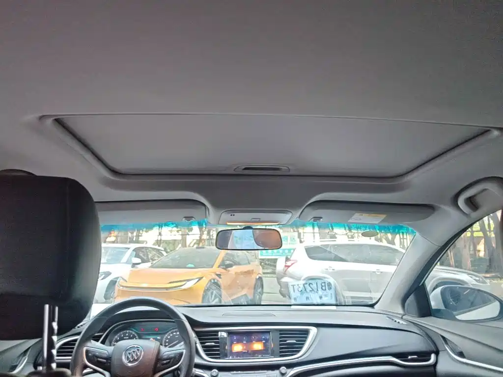 Buick Excelle — миниатюра 18