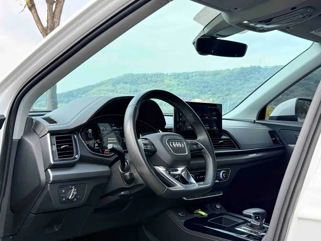 Audi Q5L — миниатюра 8