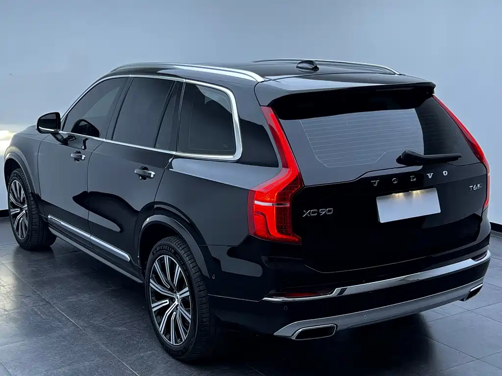Volvo XC90 — миниатюра 5
