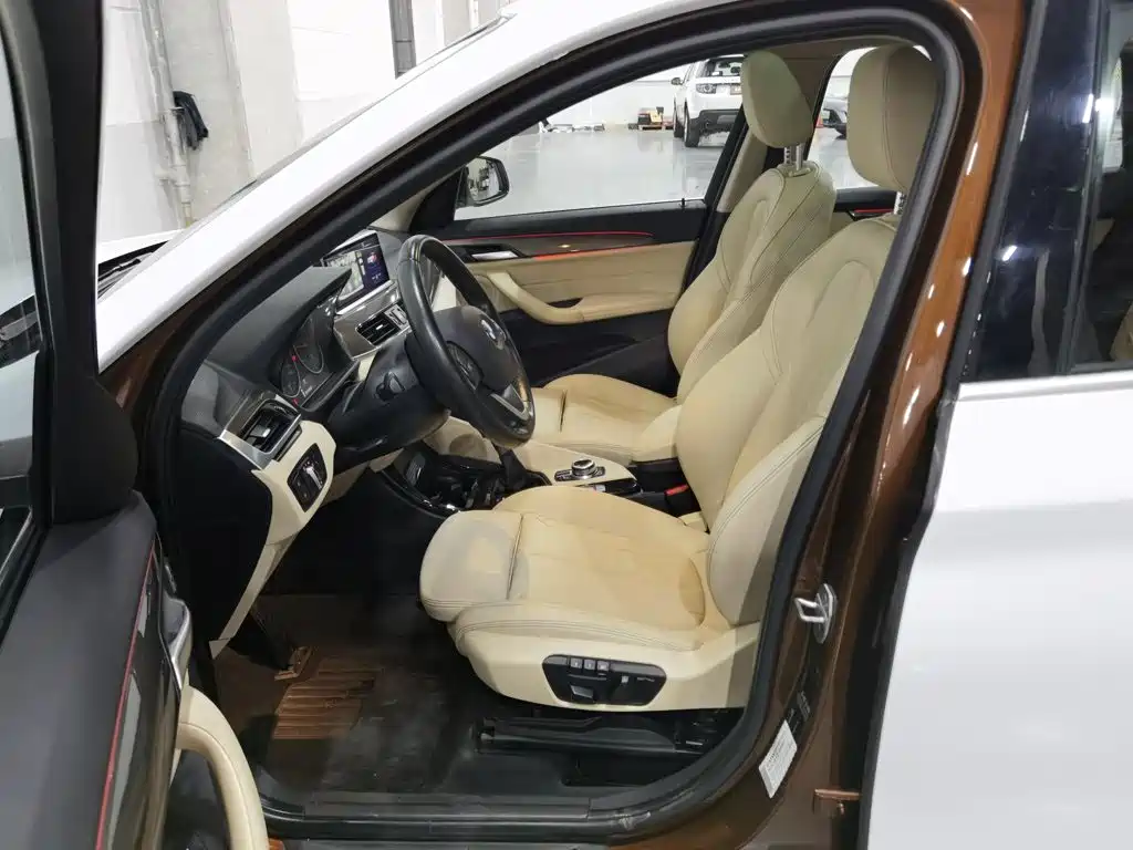 BMW X1 — миниатюра 10