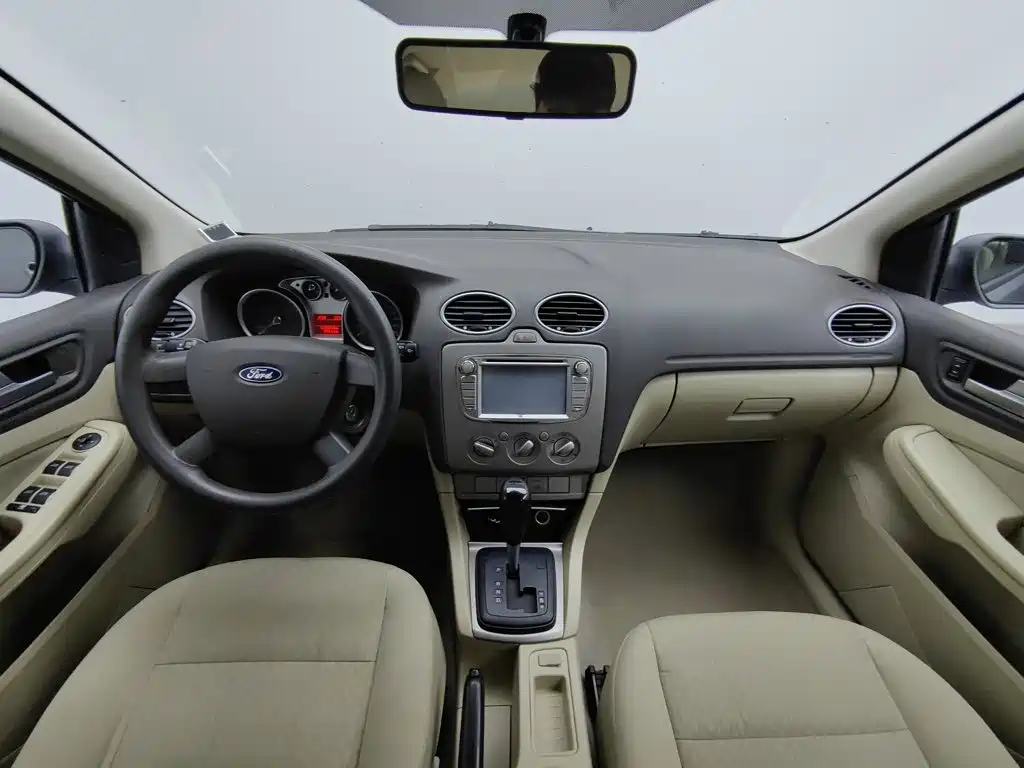 Ford Focus — миниатюра 5