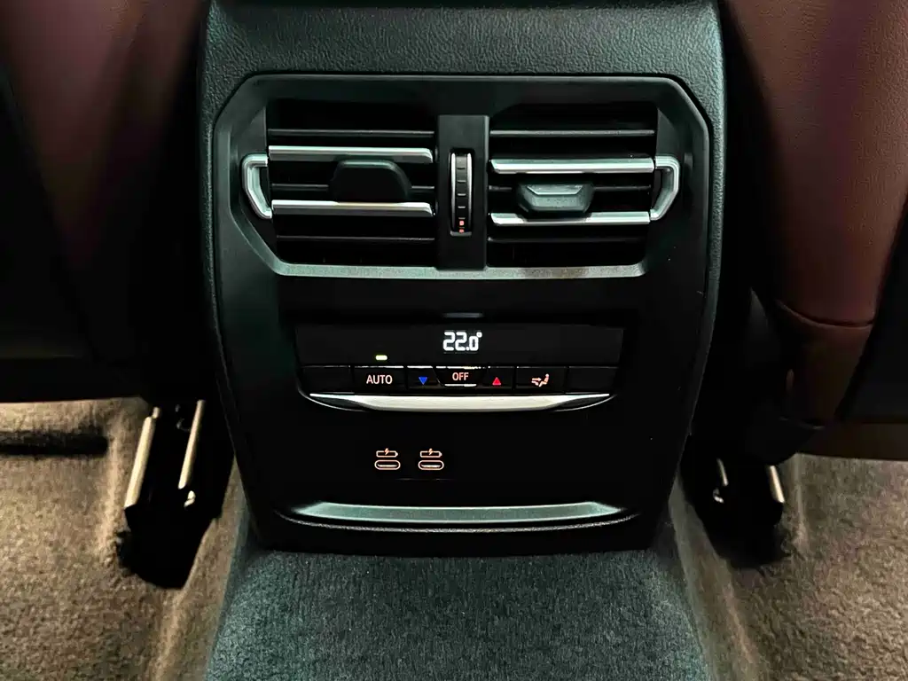 BMW 3 Series — миниатюра 24