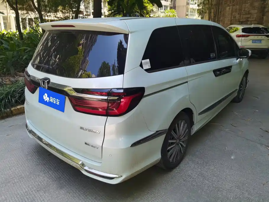 Honda Elysion 2024 2.0L e:HEV Luxury