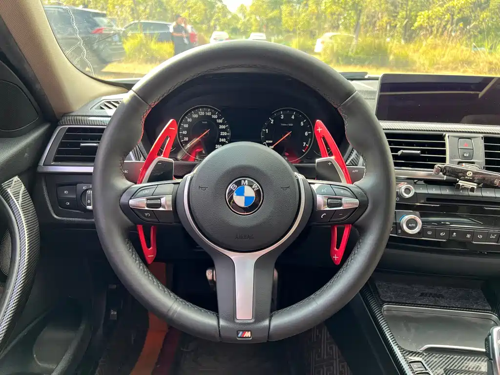 BMW 3 Series — миниатюра 13