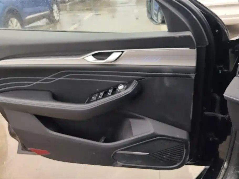 GEELY AUTOMOBILE XINGRUI