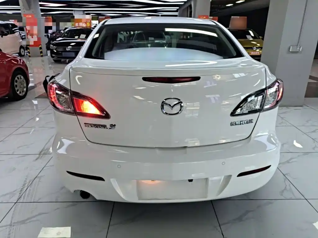 Mazda 3 Xingcheng — миниатюра 6