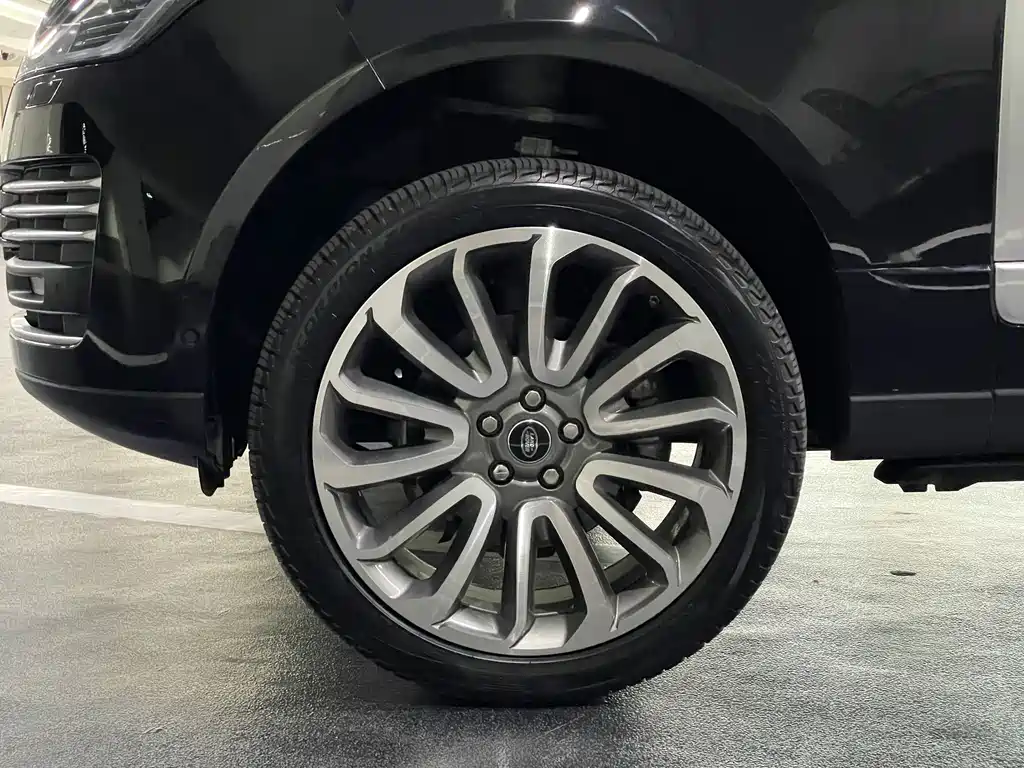 Land Rover Range Rover 2019 3.0T Long Wheelbase