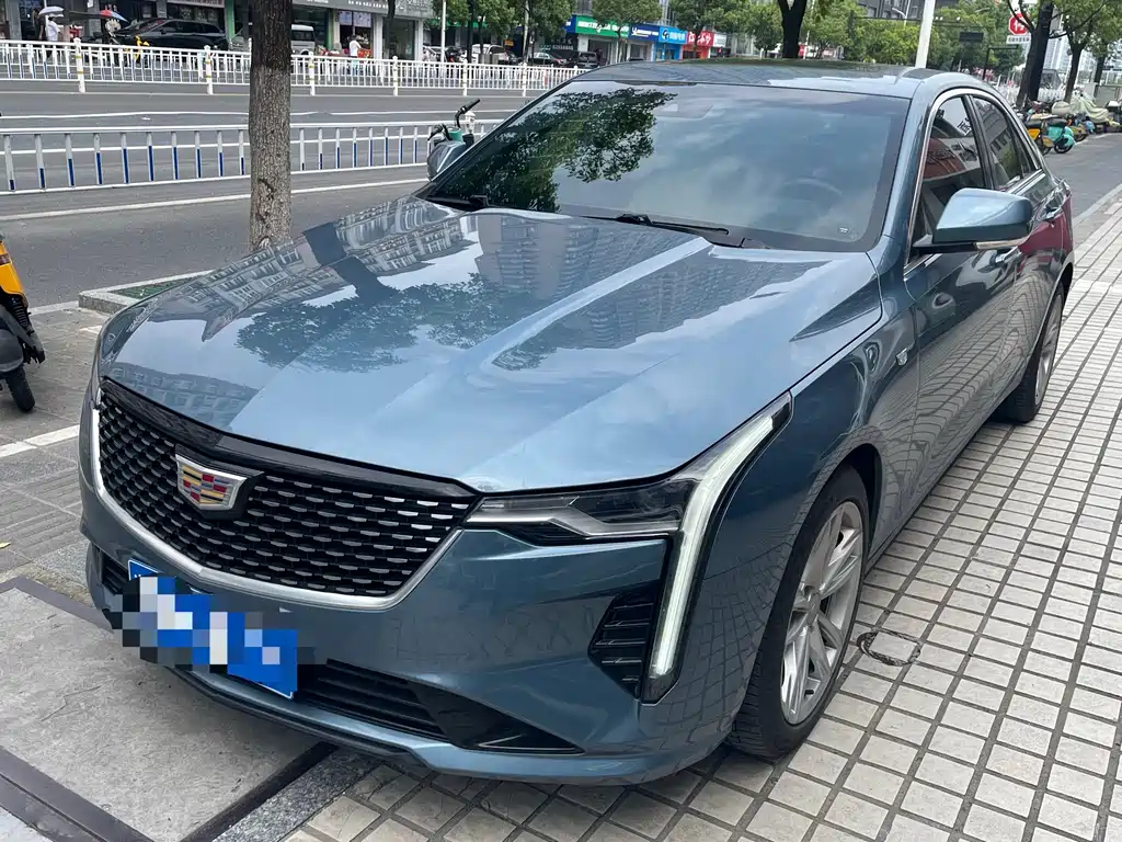 Cadillac CT4