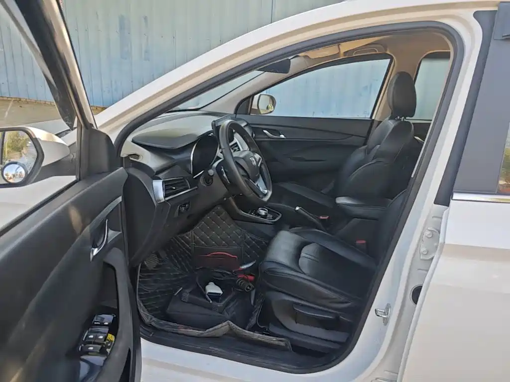 Baojun 360 — миниатюра 16