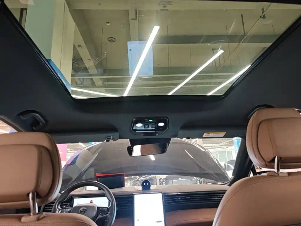 NIO ES8 — миниатюра 18