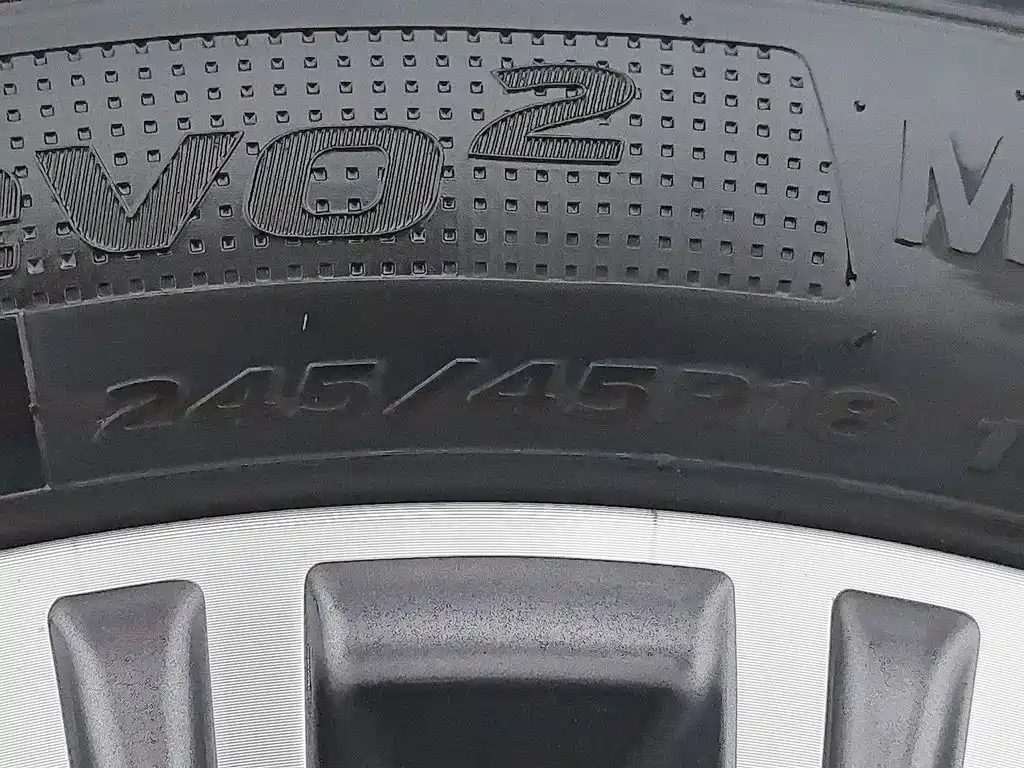 Mercedes-Benz E-Class — миниатюра 24