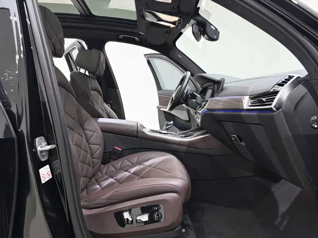BMW X5 — миниатюра 8