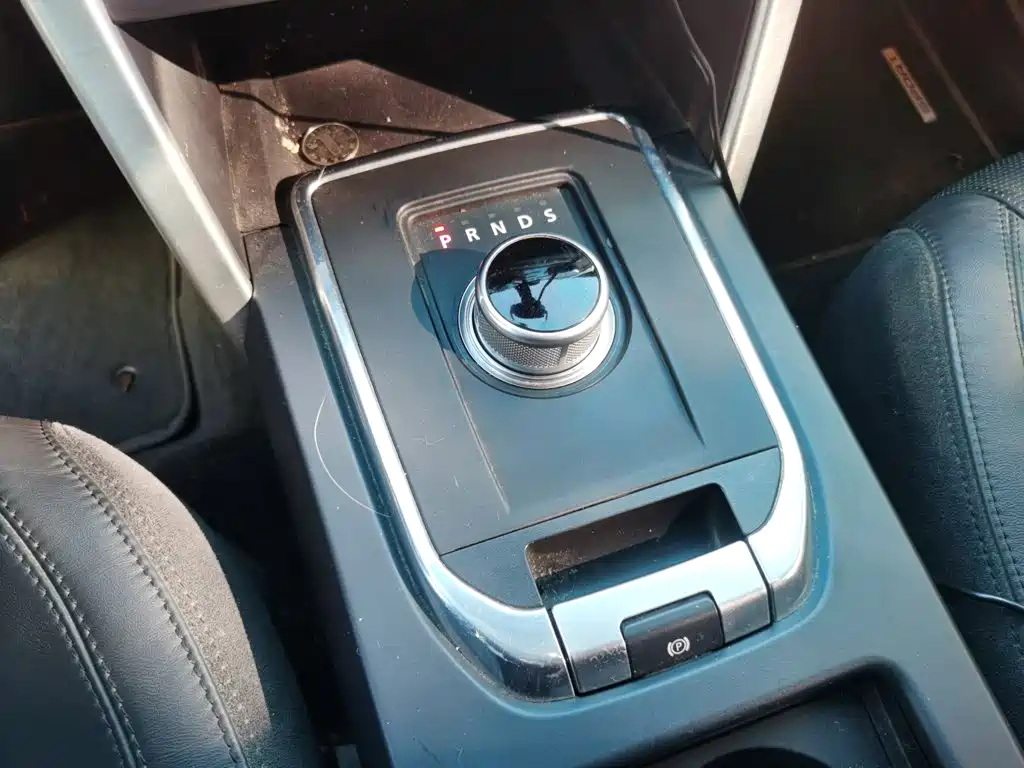 Land Rover Discovery Sport — миниатюра 10