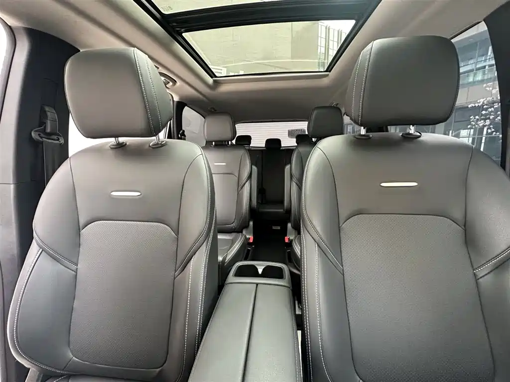 SAIC MAXUS CHASE G50