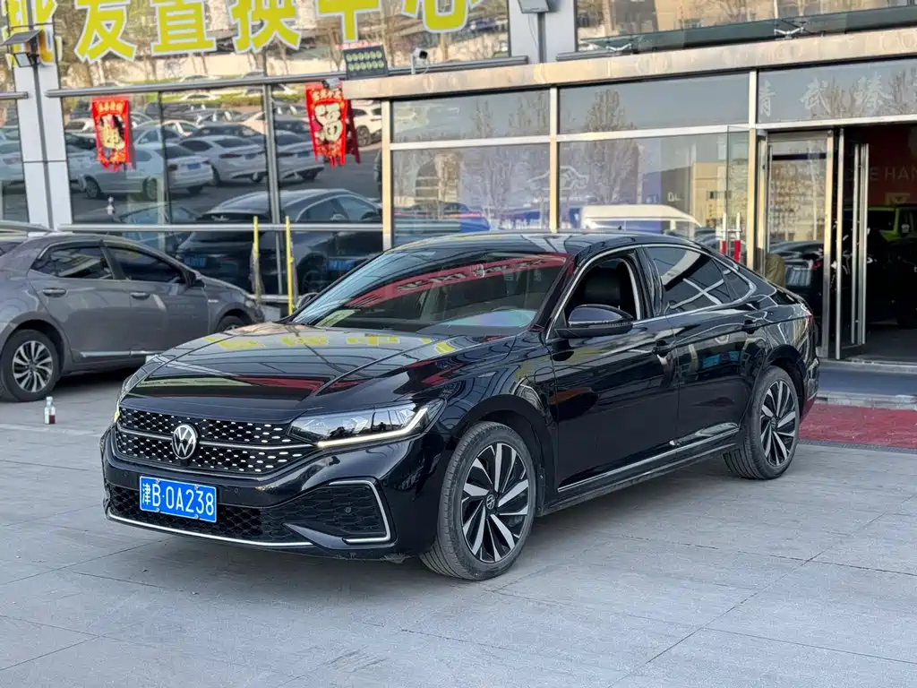Volkswagen Passat 2022