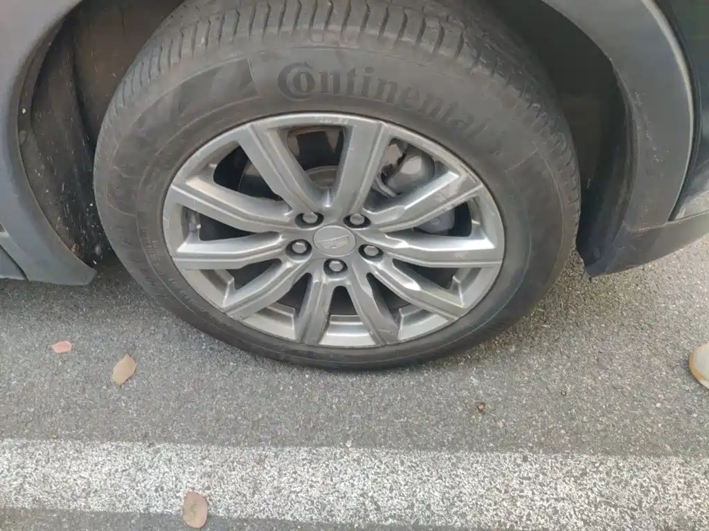 Cadillac XT4 — миниатюра 8