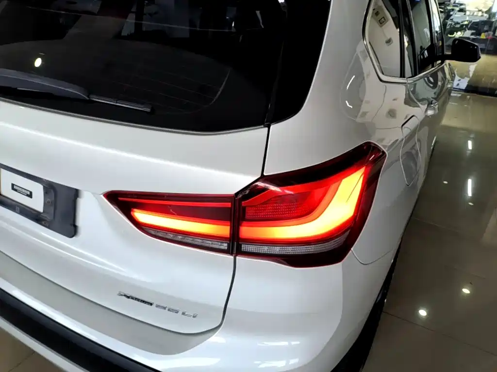 BMW X1 — миниатюра 8
