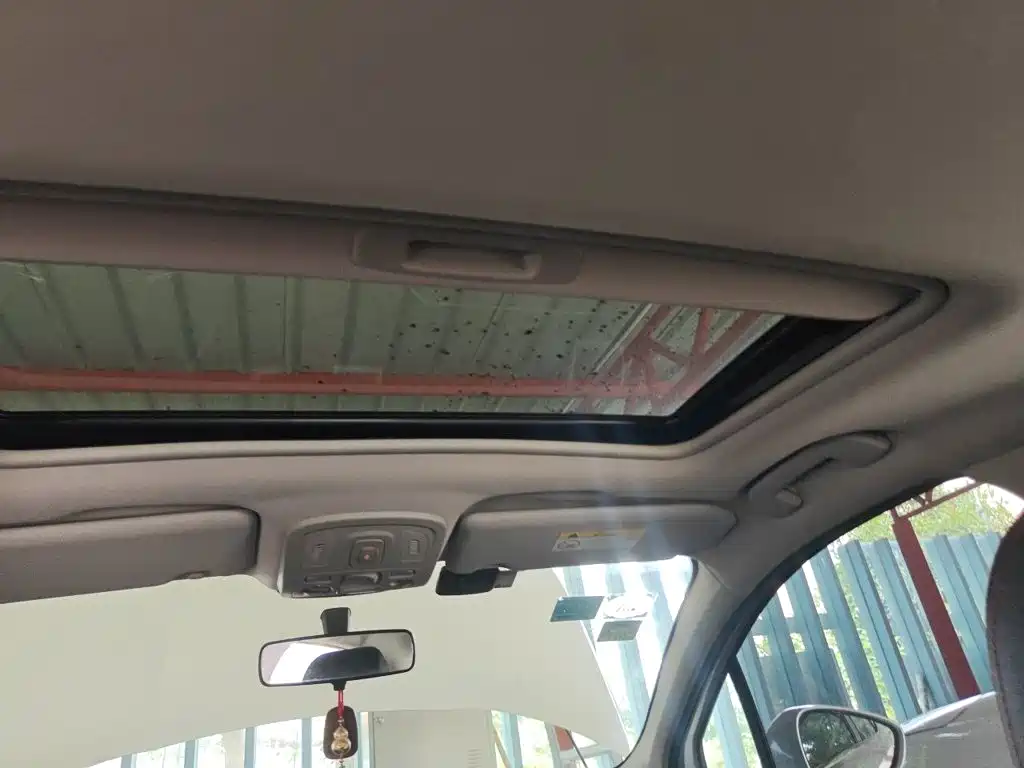 Citroen C4L — миниатюра 14