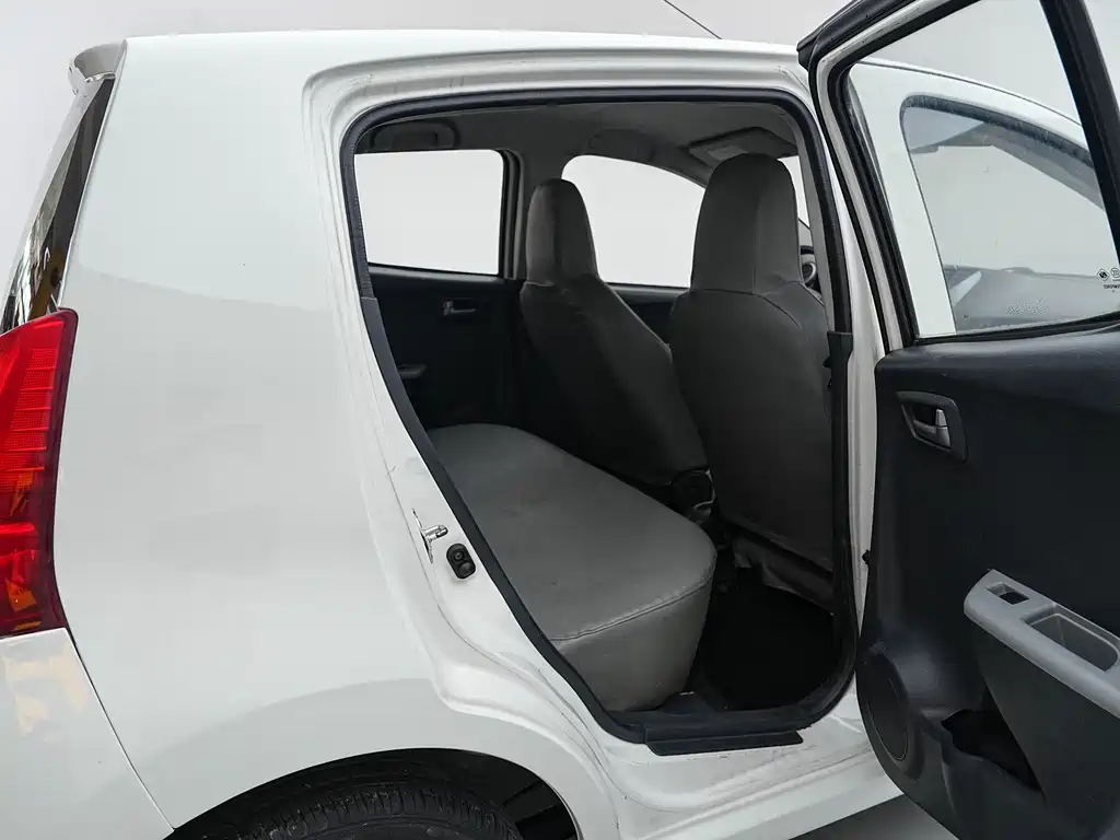 Suzuki Alto — миниатюра 20