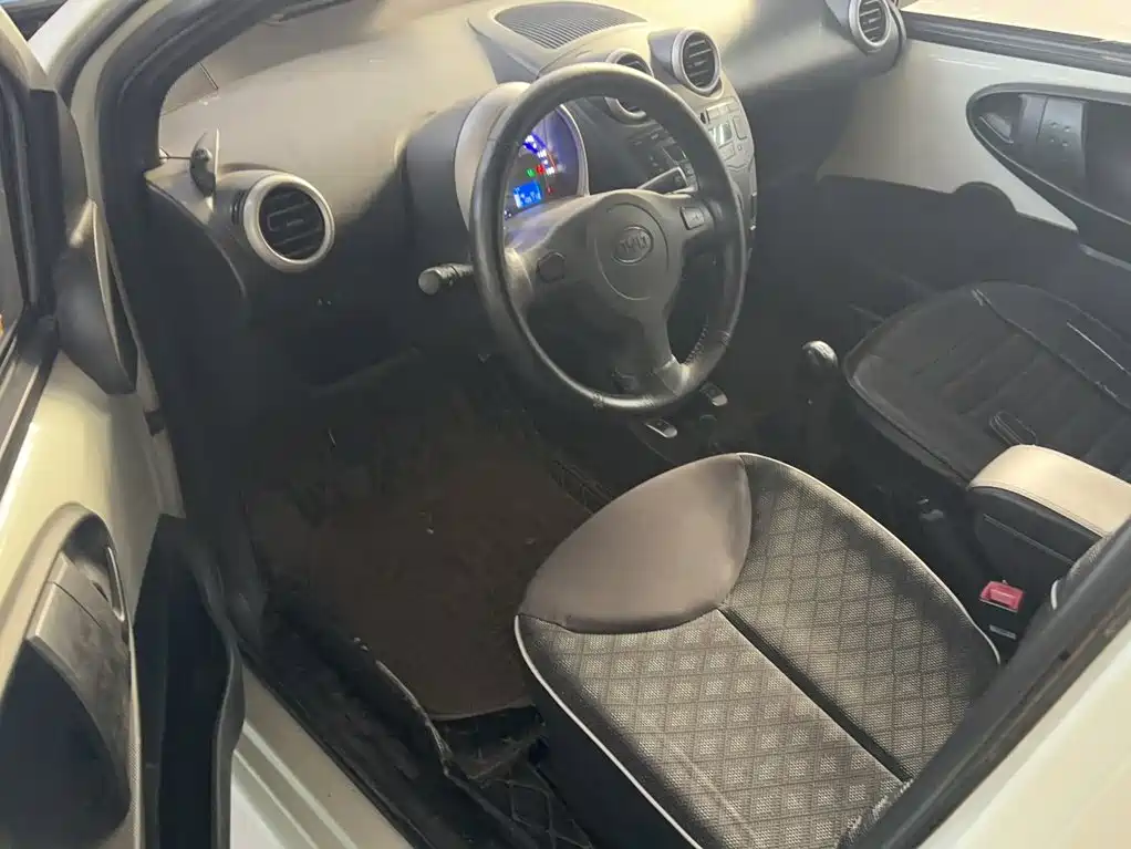 BYD F0 — миниатюра 9