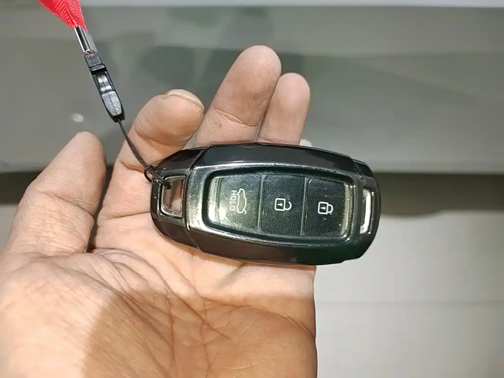 Hyundai Elantra — миниатюра 9
