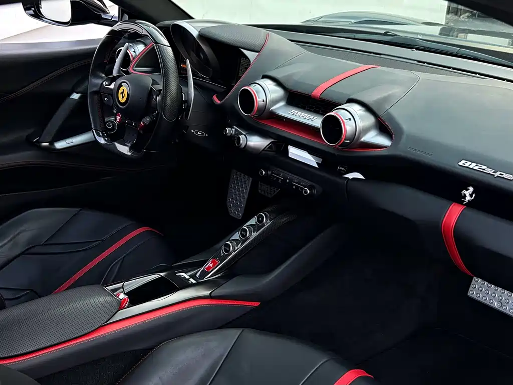 Ferrari 812 — миниатюра 15