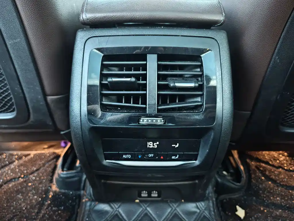 BMW X3 — миниатюра 11