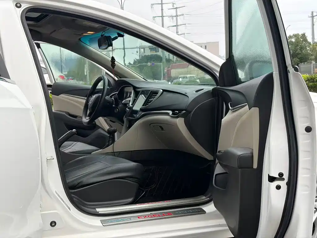 Buick Excelle — миниатюра 6