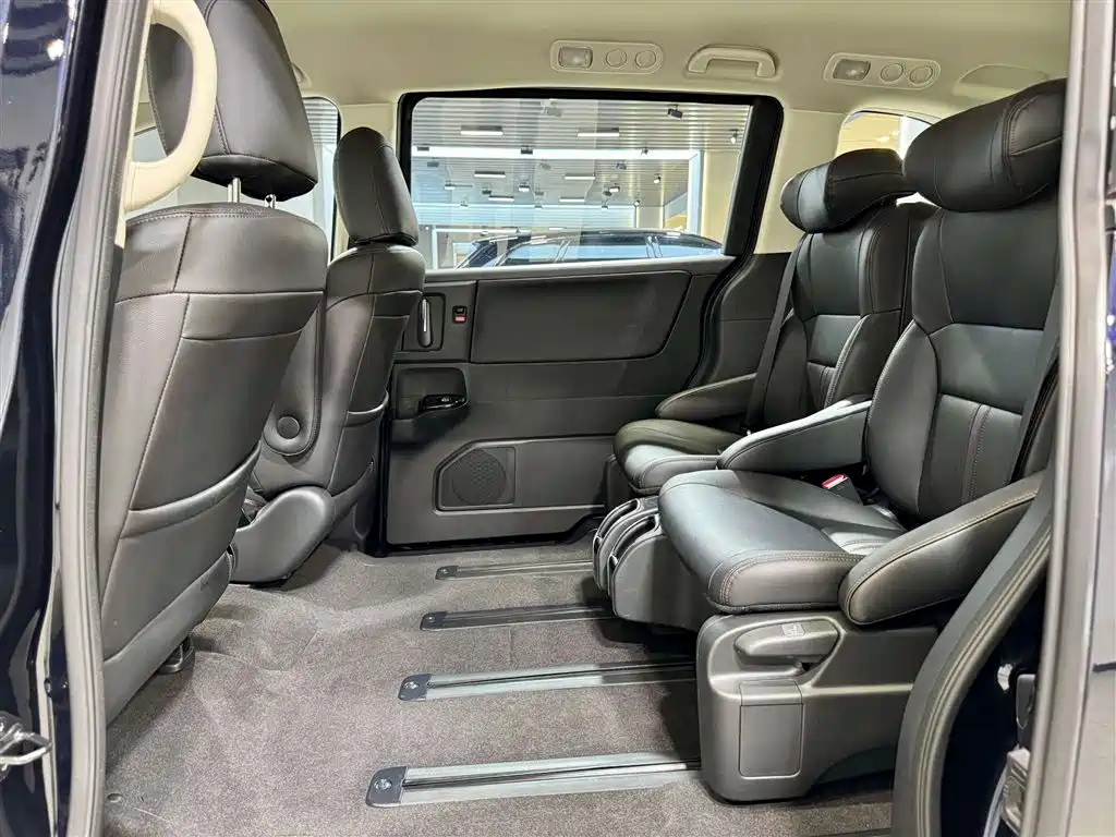 Honda Odyssey — фотографии объявления, Фото 24