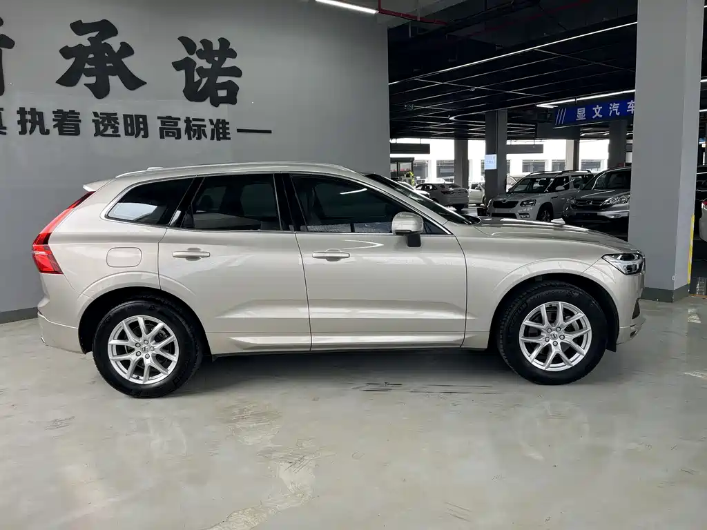 Volvo XC60 2018 T5