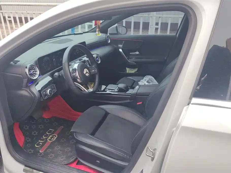 MERCEDES-BENZ A CLASS