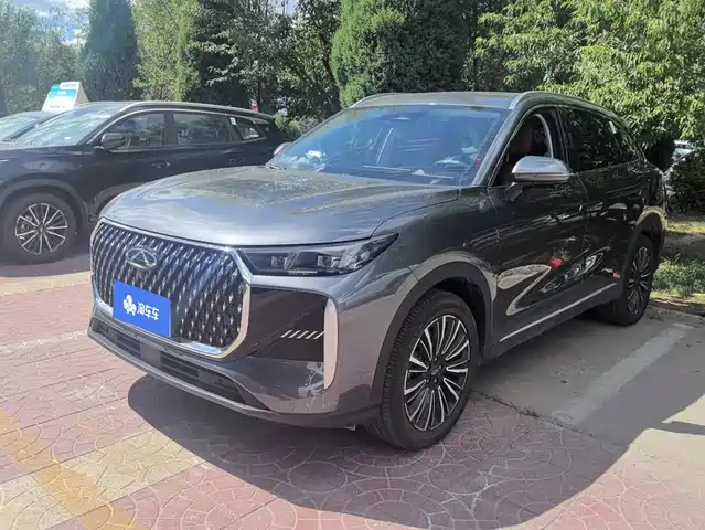 2025 Chery Tiggo 8 Pro