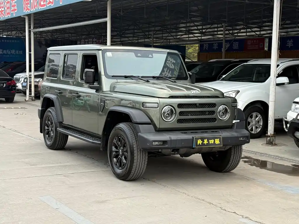 212 T01 2024 2.0T