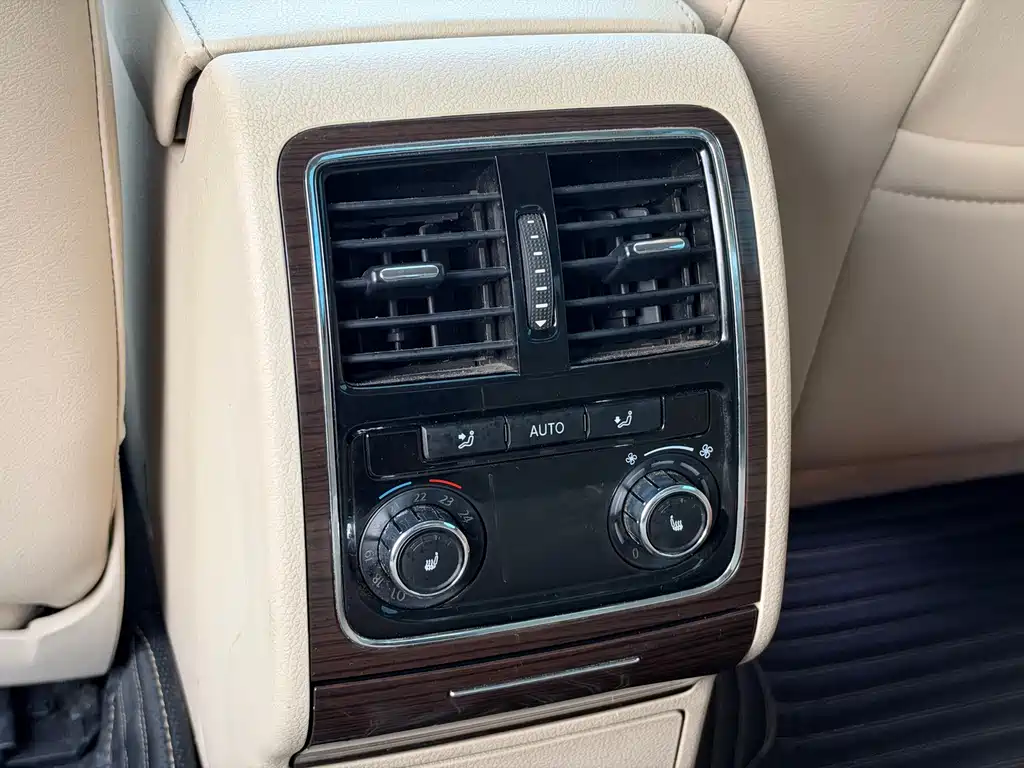 Volkswagen Passat — миниатюра 11