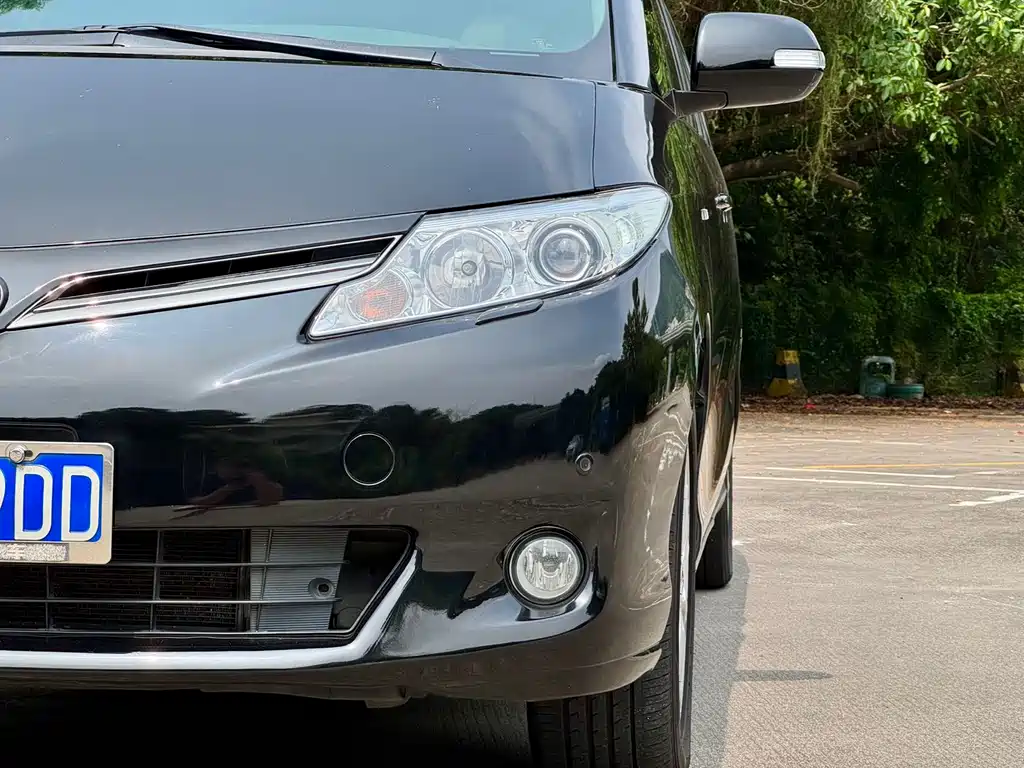Toyota Previa — миниатюра 20