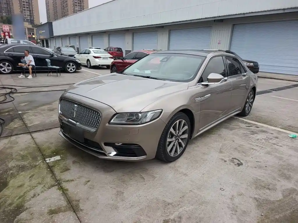Lincoln Continental — миниатюра 2