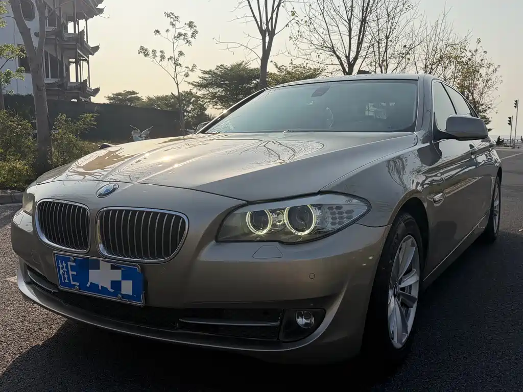 BMW 5 Series 2012