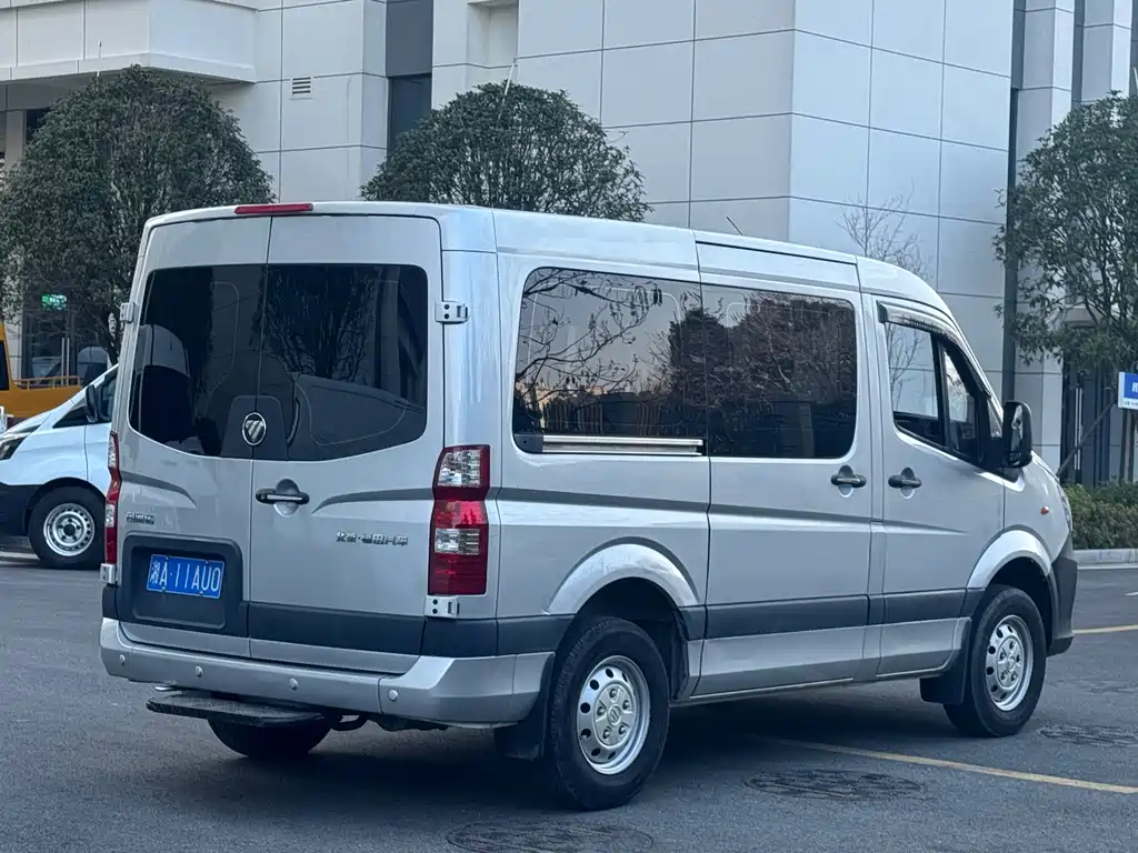 FOTON TUANO