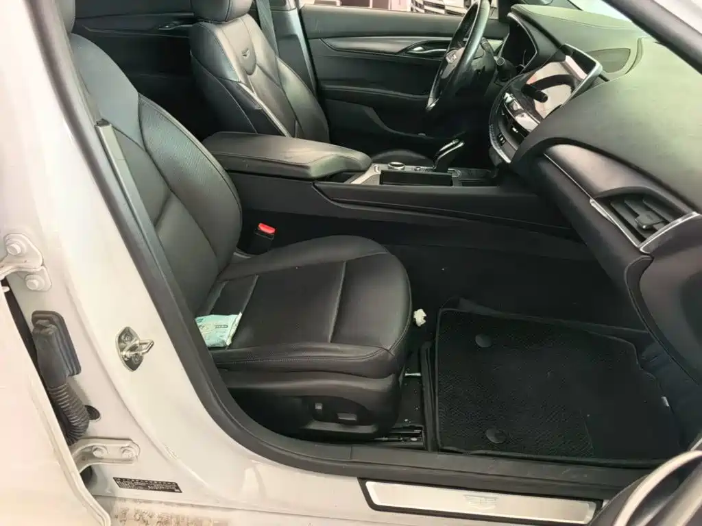 Cadillac CT5 — миниатюра 25