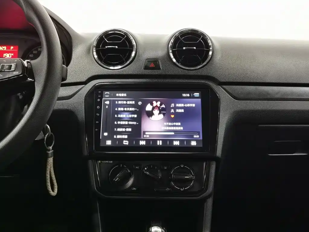 Volkswagen Jetta — миниатюра 12