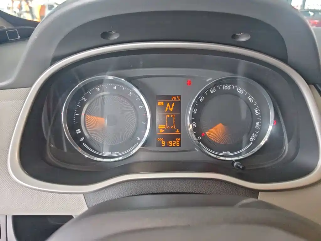 Chevrolet Sail — миниатюра 12