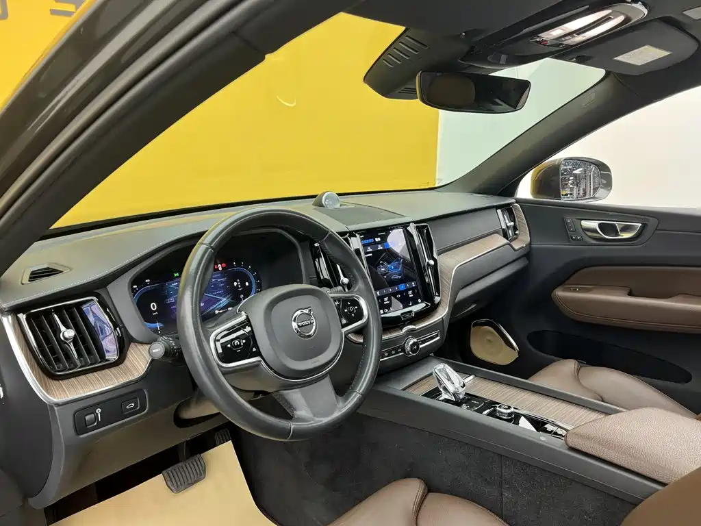 Volvo XC60 — миниатюра 28