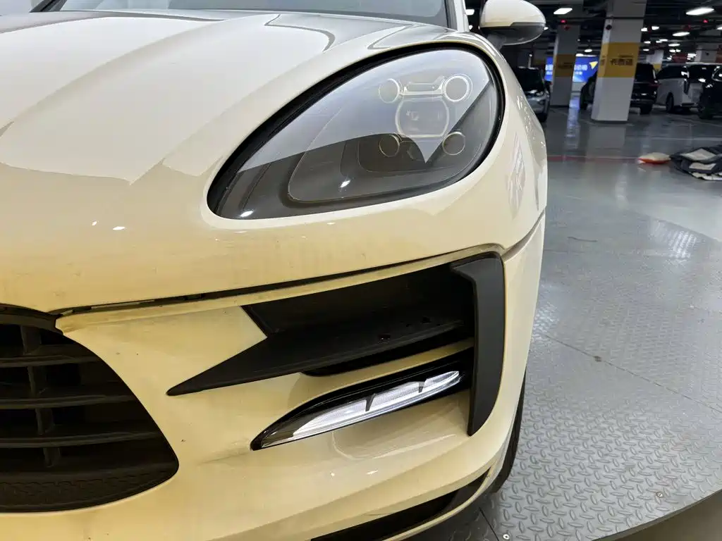 Porsche Macan — миниатюра 8