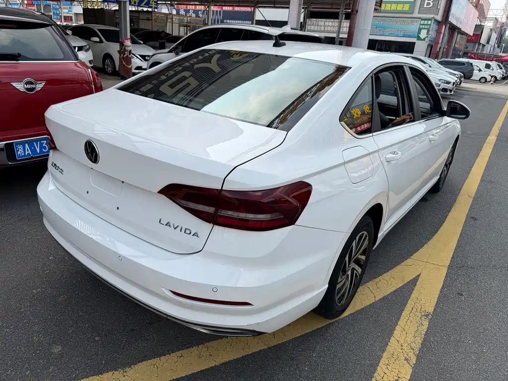 Volkswagen Lavida 2022 1.5L AT